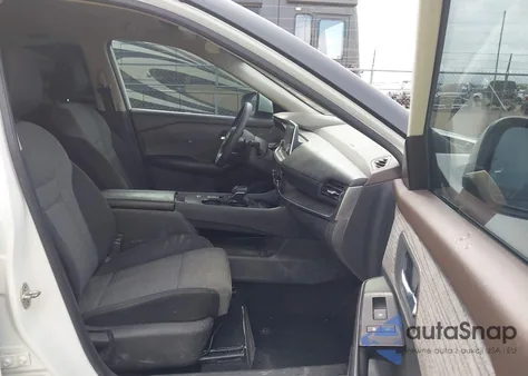 2023 Nissan Rogue Sv Fwd z USA, uszkodzony, nr VIN JN8BT3BAXPW421761